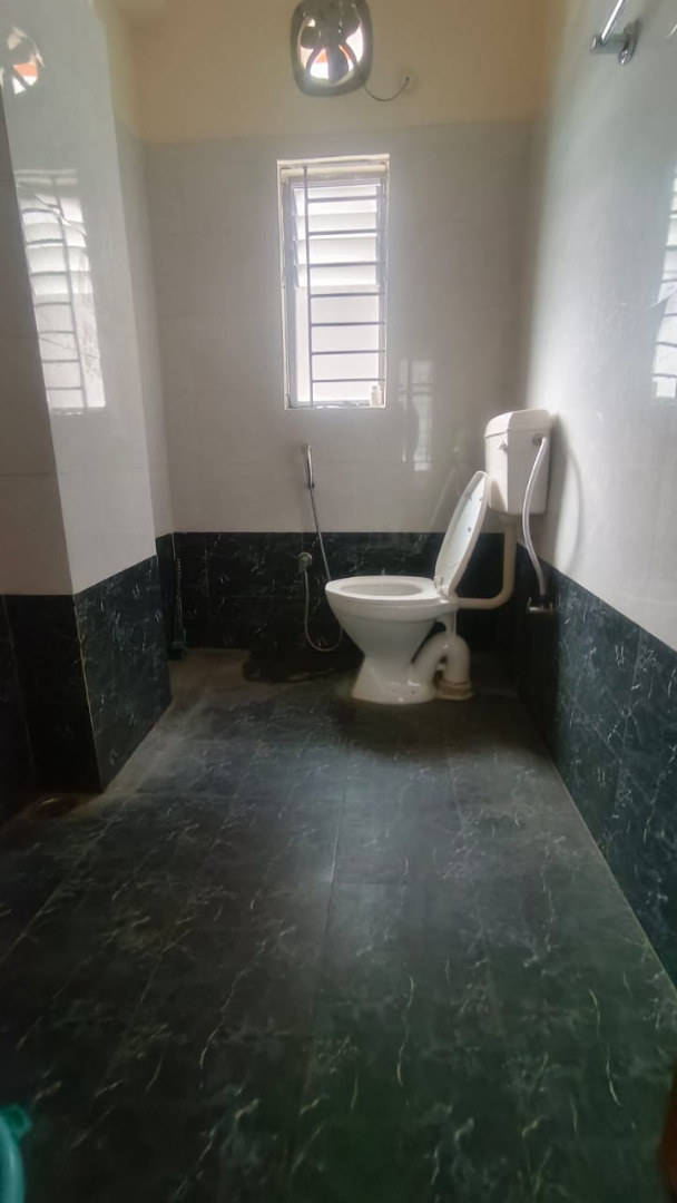 Unfurnished 2bhk in Rukmini Gaon, Guwahati, Assam, India for Rent